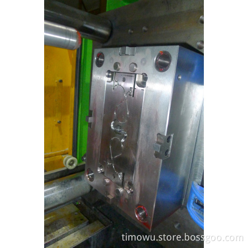 plastic injection mold